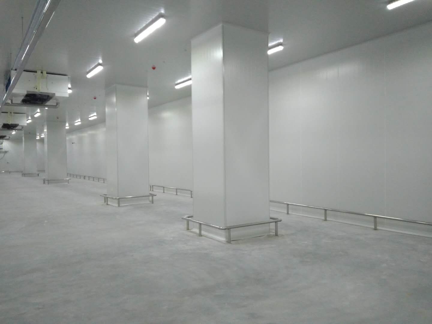 20000㎡冷鏈配送中心冷藏庫需要投資的費(fèi)用是多少？