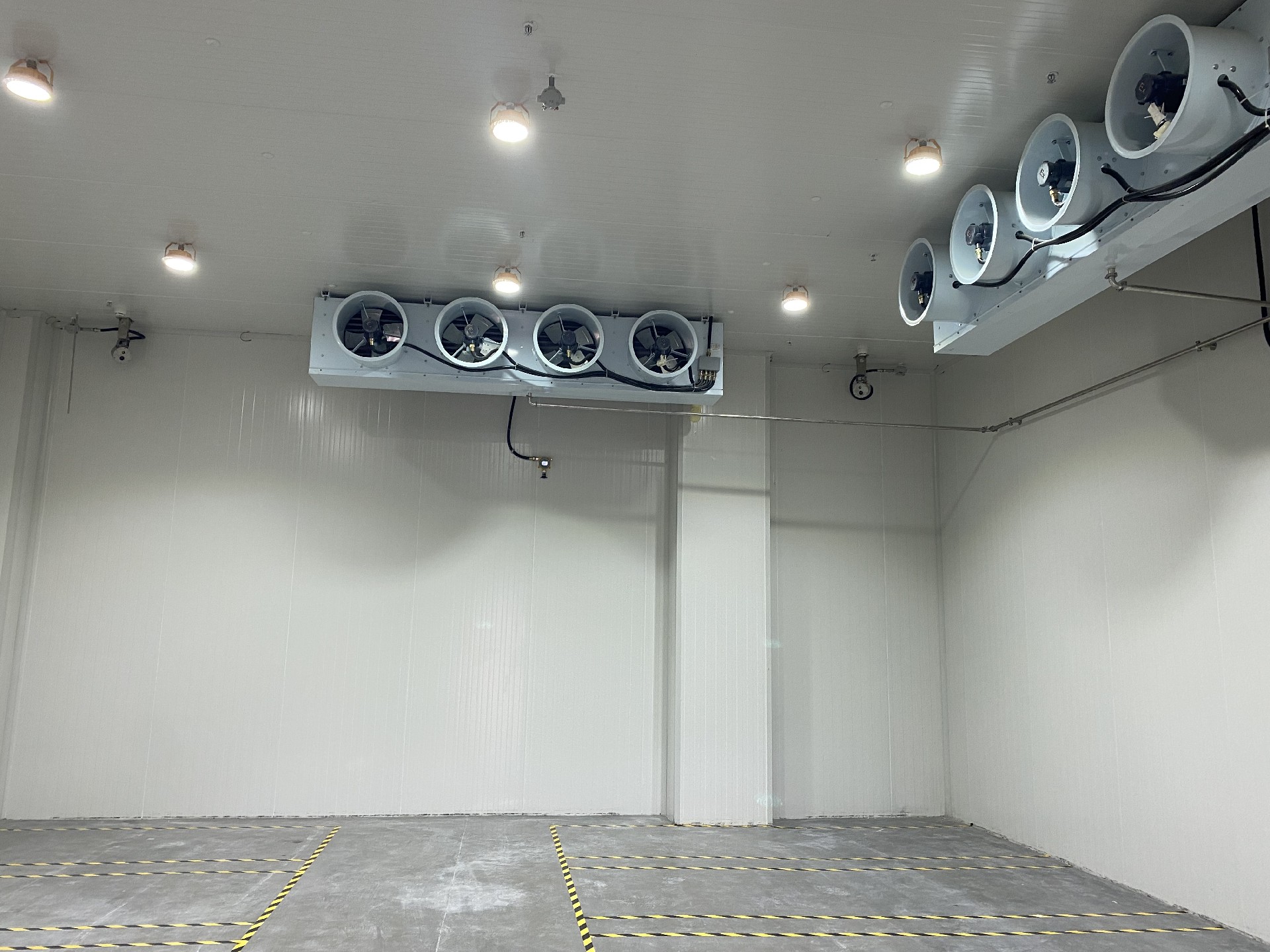 徐州博康年產(chǎn)1100噸光刻材料及10000噸電子級溶劑搬遷技改防爆冷庫工程案例 徐州博康年產(chǎn)1100噸光刻材料及10000噸電子級溶劑搬遷技改防爆冷庫工程案例